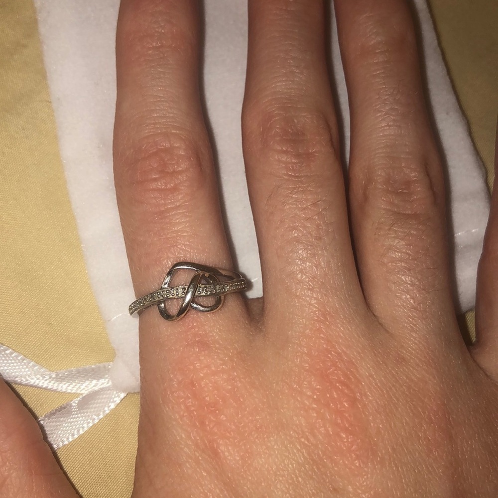 💗 Heart Ring 💗 - Picture 3 of 3